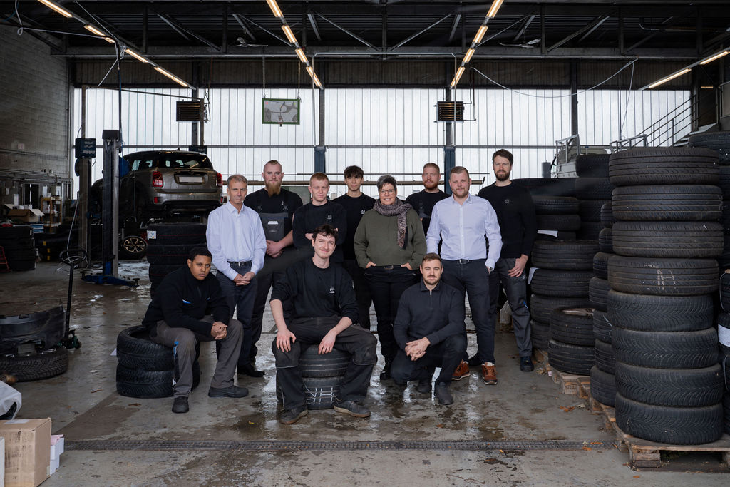 BaechelmattGarage_bg_team-3.1.jpg BaechelmattGarage_bg_team-3.1